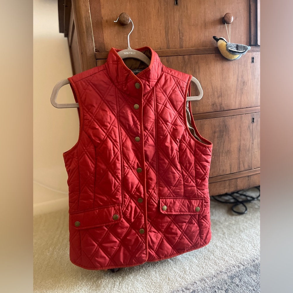 Eddie Bauer | Woman’s Orange Quilted Sleeveless Vest with Snaps